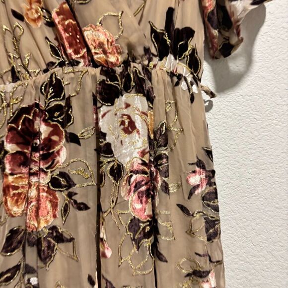 Baltic Born Uma Velvet Maxi Dress Beige Small Floral Shimmer NO BELT - Picture 6 of 13